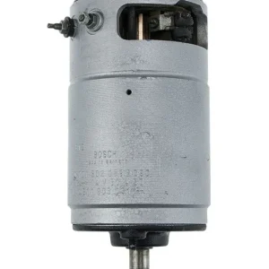 Abverkauf Gleichstrom-Lichtmaschine, 12 Volt, passend für Typ 3/34 ab 08/66, überholt im Austausch